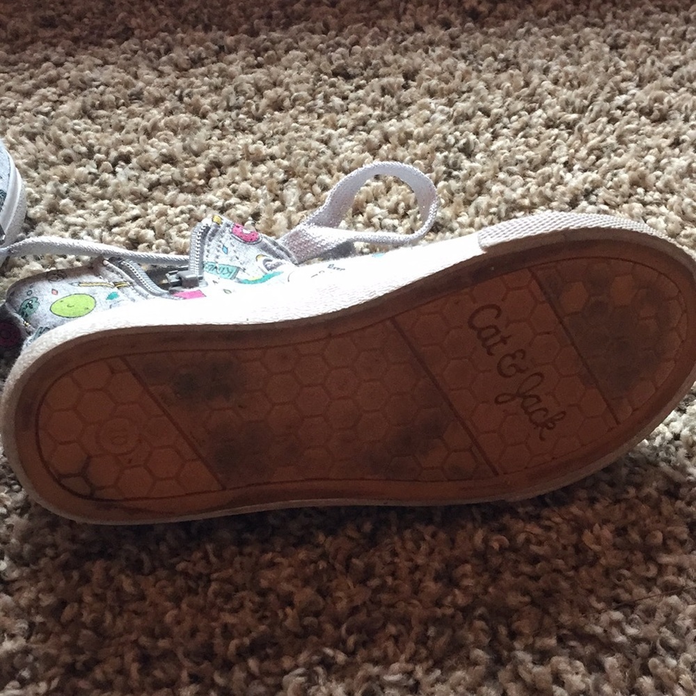 Cat & Jack sneakers high top gray with white - Picture 5 of 5